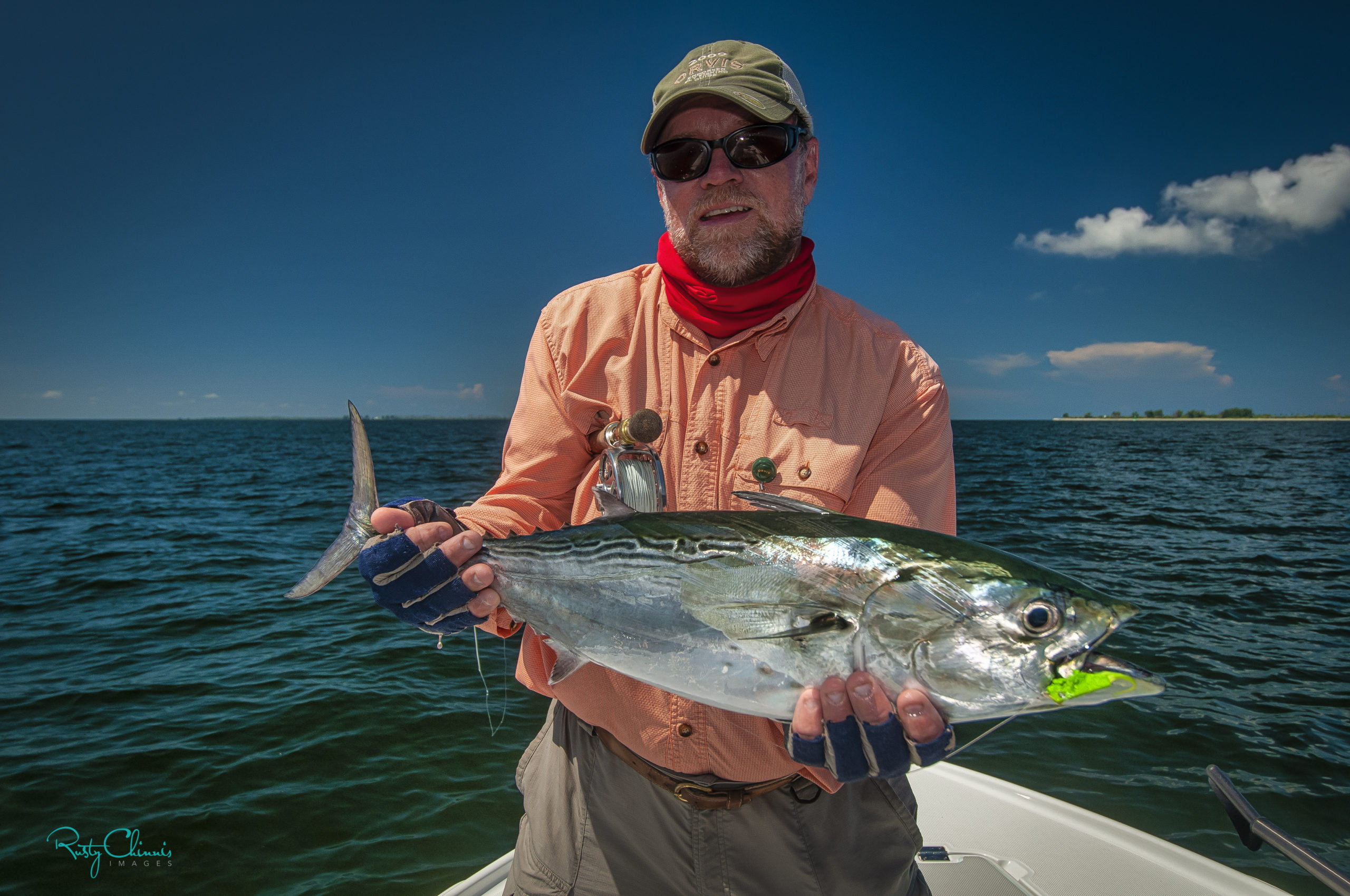 Read more about the article Hooking Up with the Fall Fish Frenzy